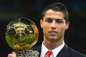 伊利亚·哈伦男子100米蝶泳决赛惊艳亮相，男子100米蝶泳 盖伊