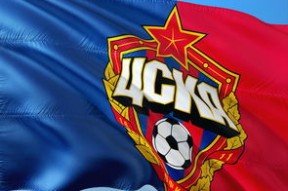 欧洲冠军联赛：皇马逆转淘汰，战况焦灼！，欧冠联赛_皇马晋级八强