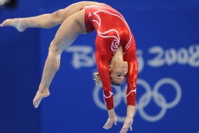 中国女篮的团结展现民族力量，关于中国女篮