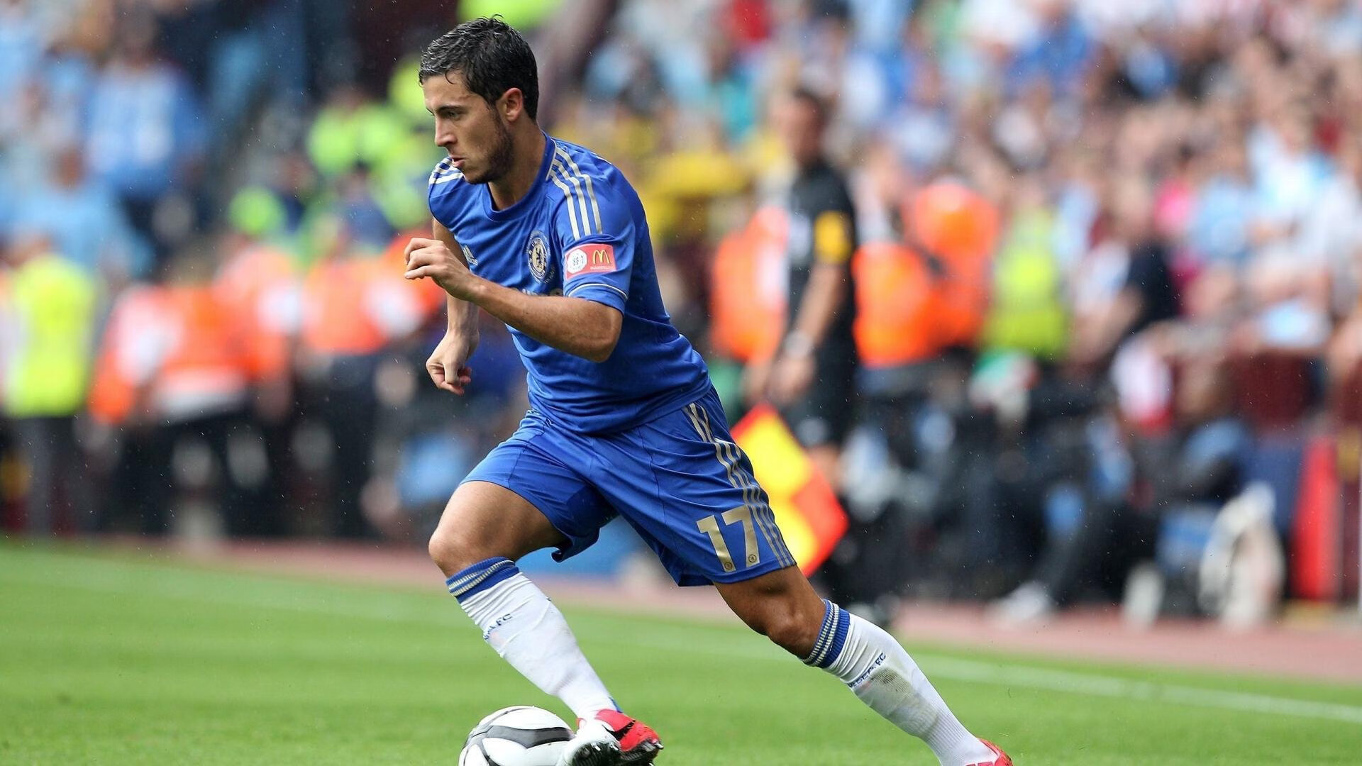 开云体育俱乐部官网-PSG强大对手，海湾者全力以赴争胜，海湾全名